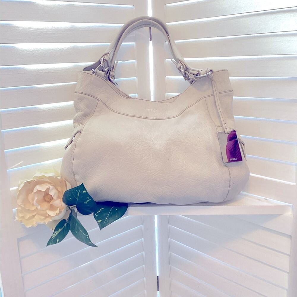 FURLA CREAM LEATHER SNAP CLOSURE SHOULDER BAG